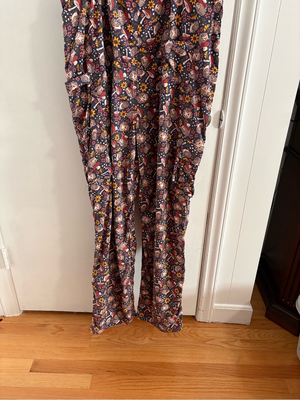 Duluth hedgehog Overalls with Navy Straps - Picture 3 of 8